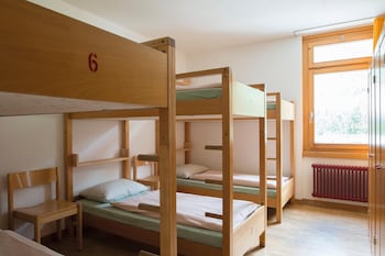 youth hostel pontresina