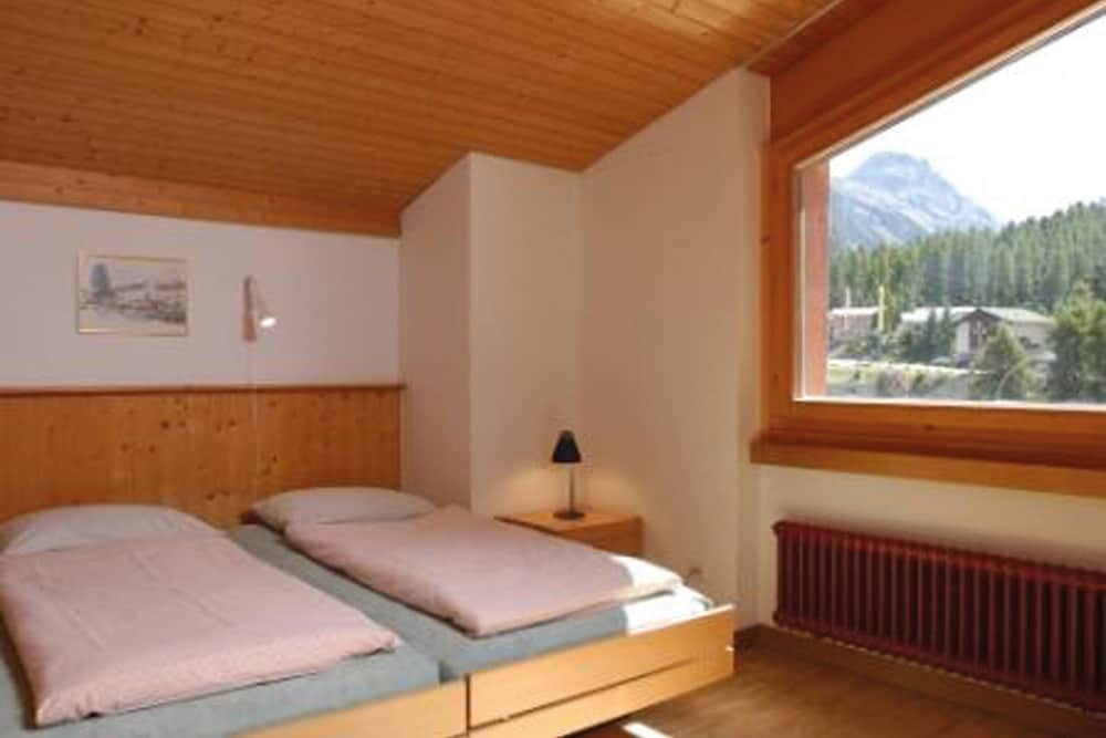 youth hostel pontresina