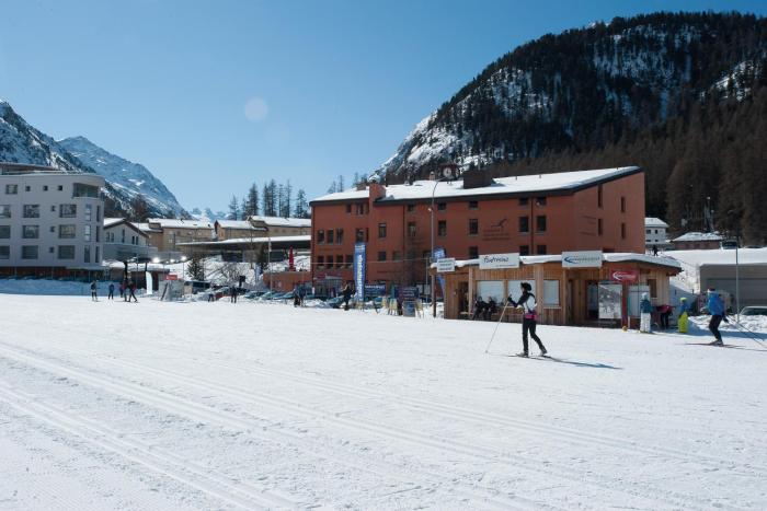 youth hostel pontresina