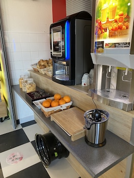 enzo hotels nancy frouard by kyriad direct
