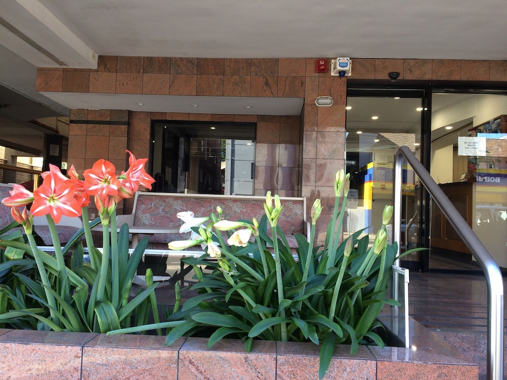 edgecliff lodge motel