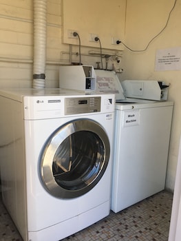 edgecliff lodge motel