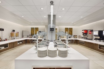 embassy suites by hilton san antonio airport