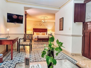 mansion merida boutique hotel restaurant