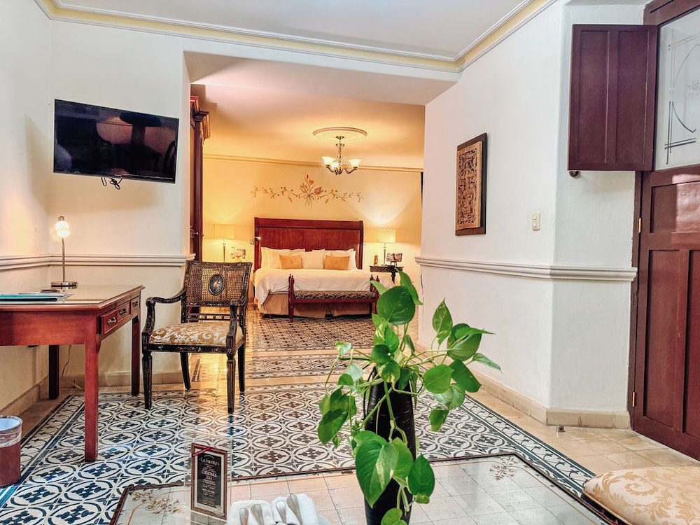 mansion merida boutique hotel restaurant