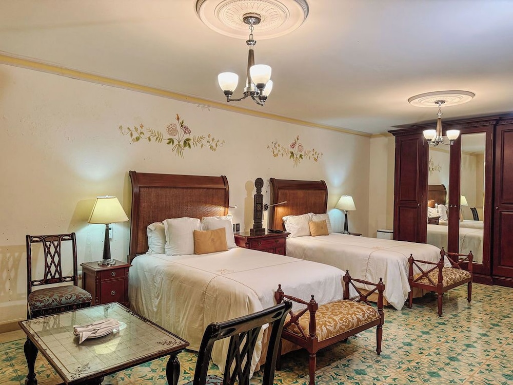 mansion merida boutique hotel restaurant