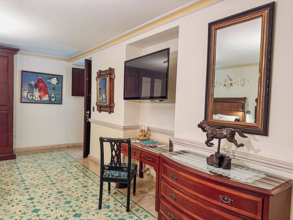 mansion merida boutique hotel restaurant