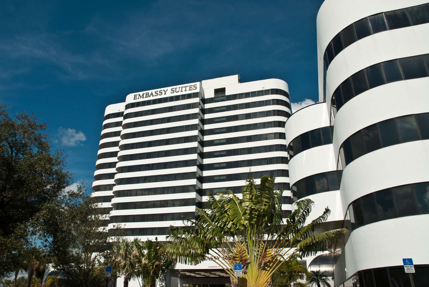 embassy suites by hilton west palm beach central