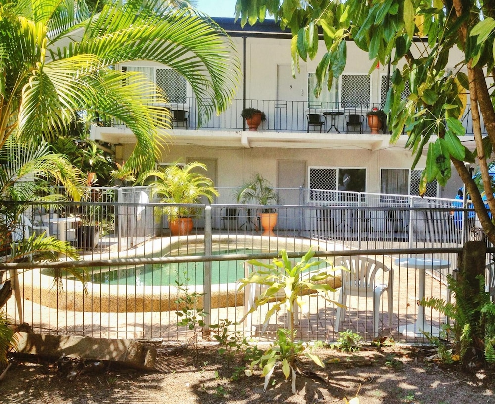 cairns city motel