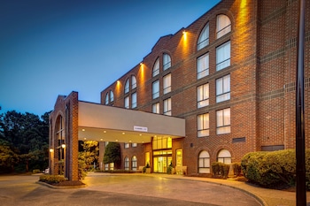 embassy suites williamsburg