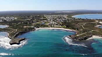 Center Break Beach Stay,Eneabba>>Coorow,2 star