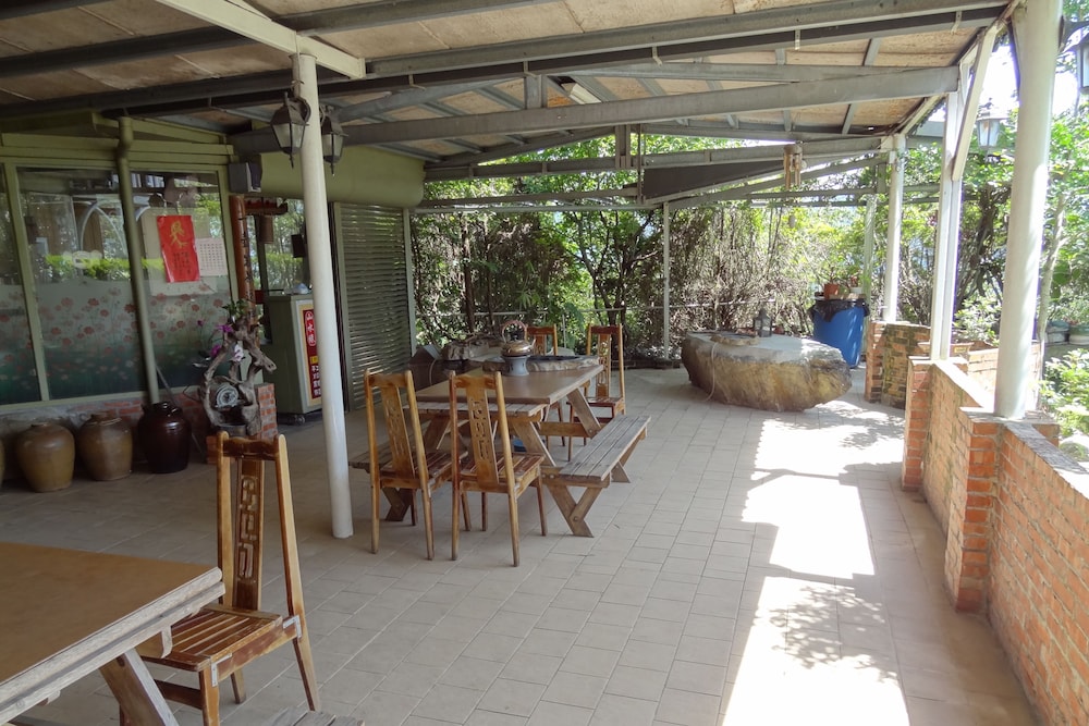shan shui yuan vege guest house