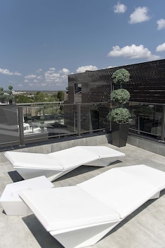 nacala plaza business design hotel