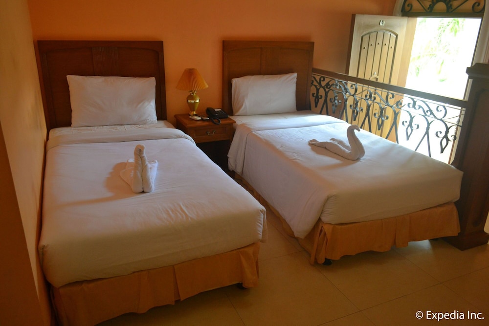 estancia resort hotel