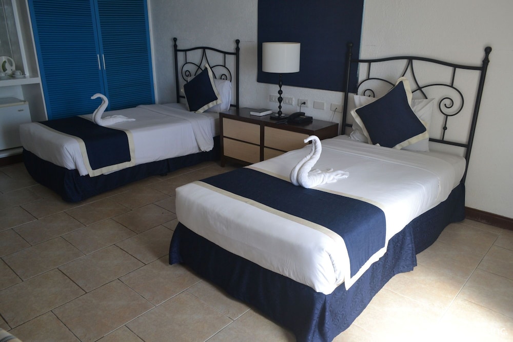 estancia resort hotel