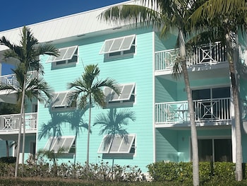 dolphin cove adults only