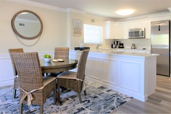 dolphin cove adults only