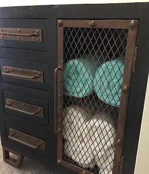 dolphin cove adults only