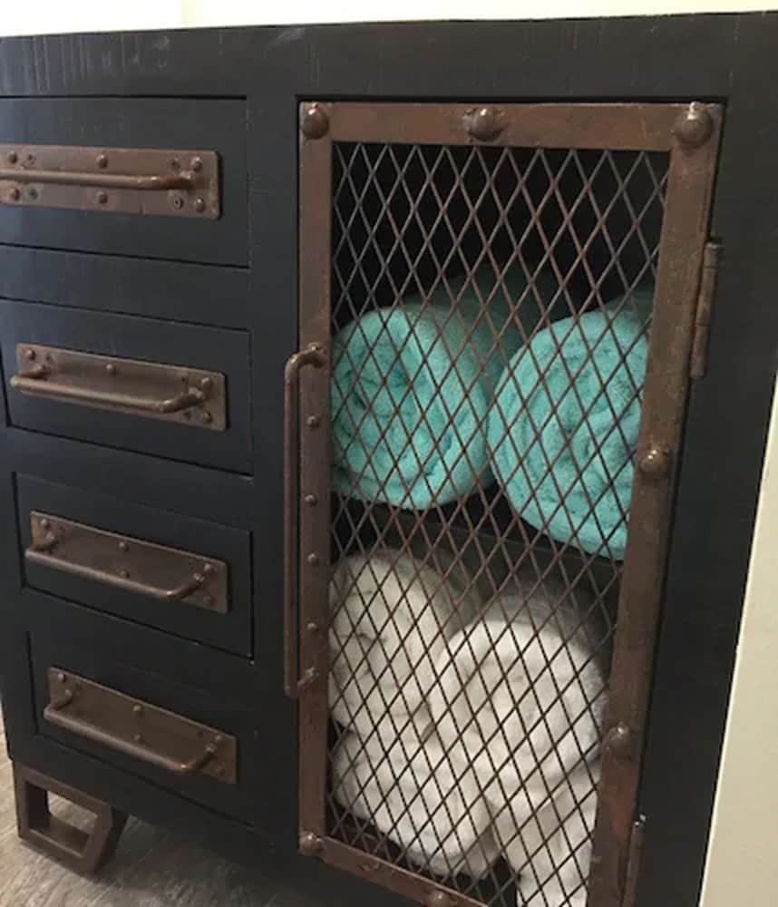 dolphin cove adults only