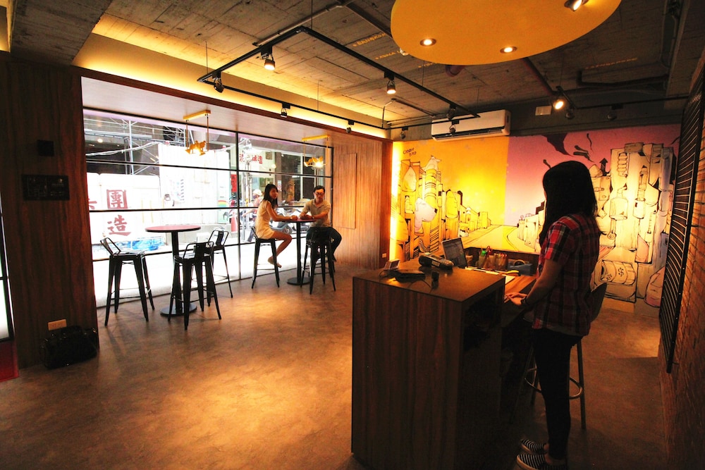 backpackers hostel ximending branch