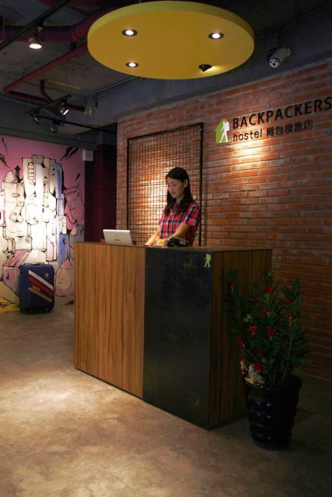 backpackers hostel ximending branch
