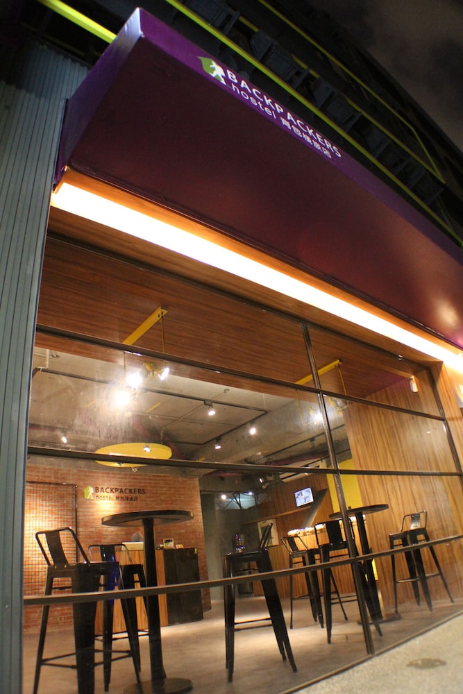 backpackers hostel ximending branch