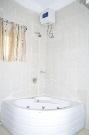 residency hotel leophine house