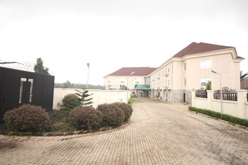 residency hotel leophine house
