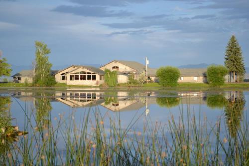 ninepipes lodge
