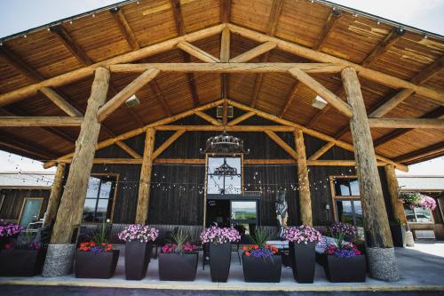 ninepipes lodge