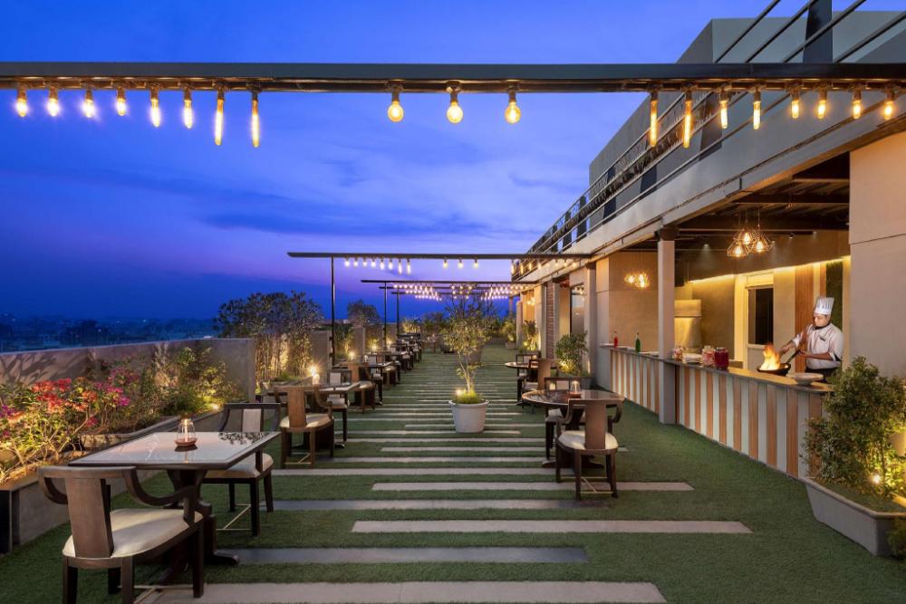 radisson blu hotel ahmedabad