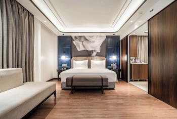 radisson blu hotel ahmedabad