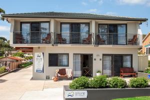 mollymook