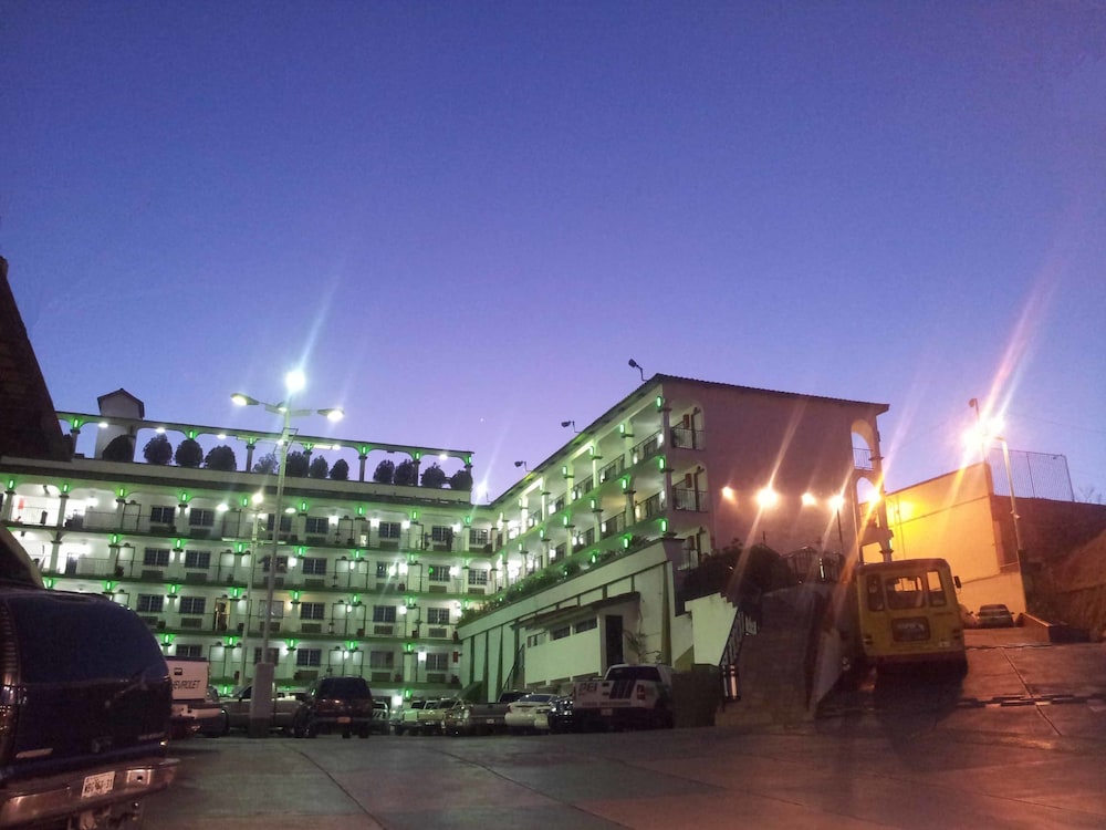 hotel marques de cima