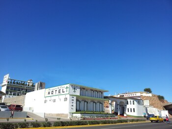 hotel marques de cima