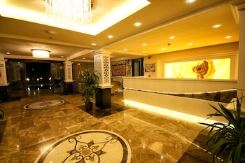 venus suite hotel