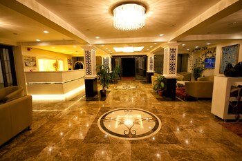 venus suite hotel