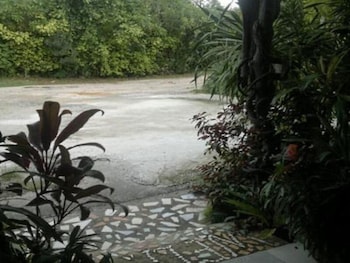 ruan mai sang ngam resort
