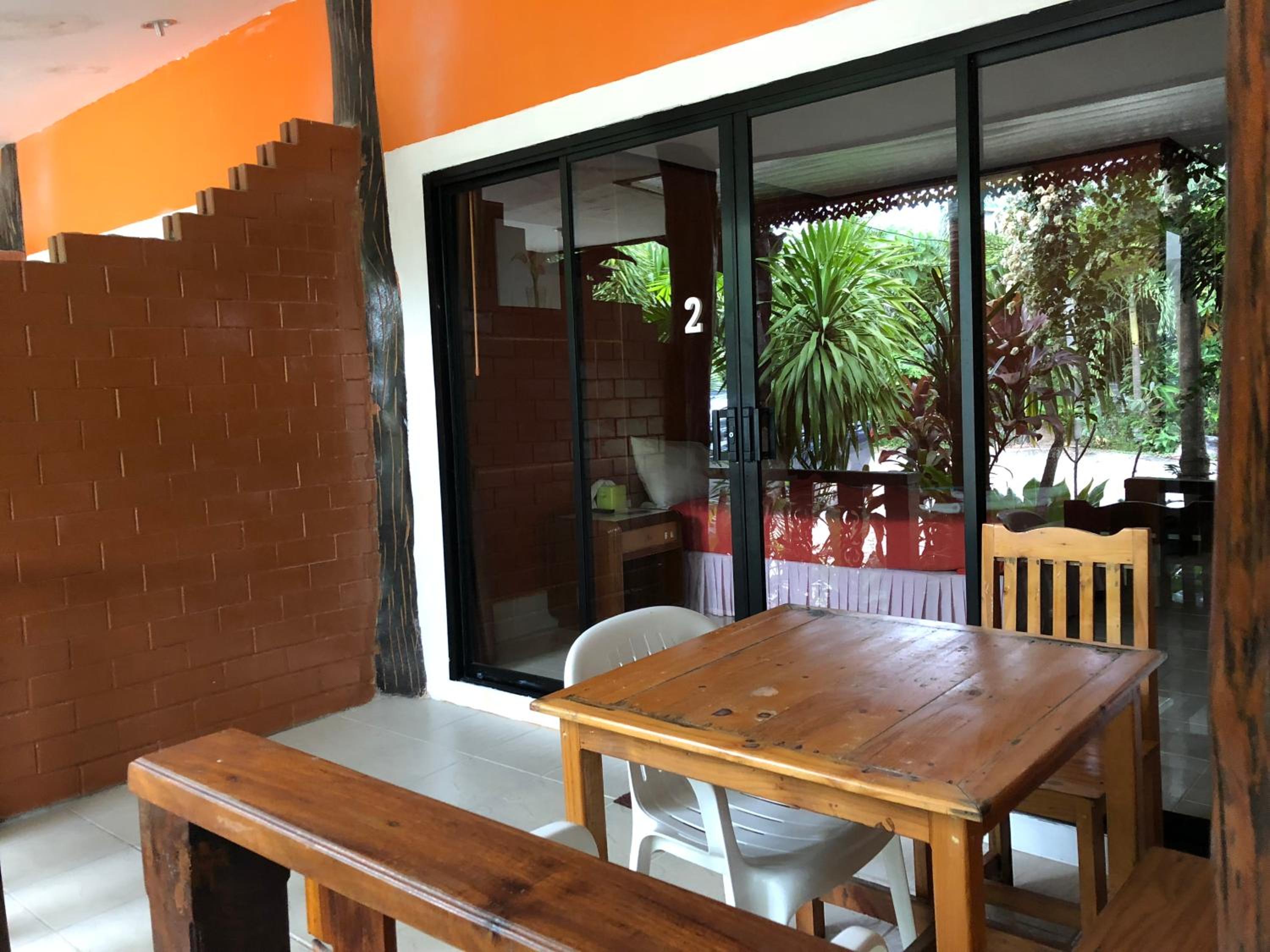 ruan mai sang ngam resort