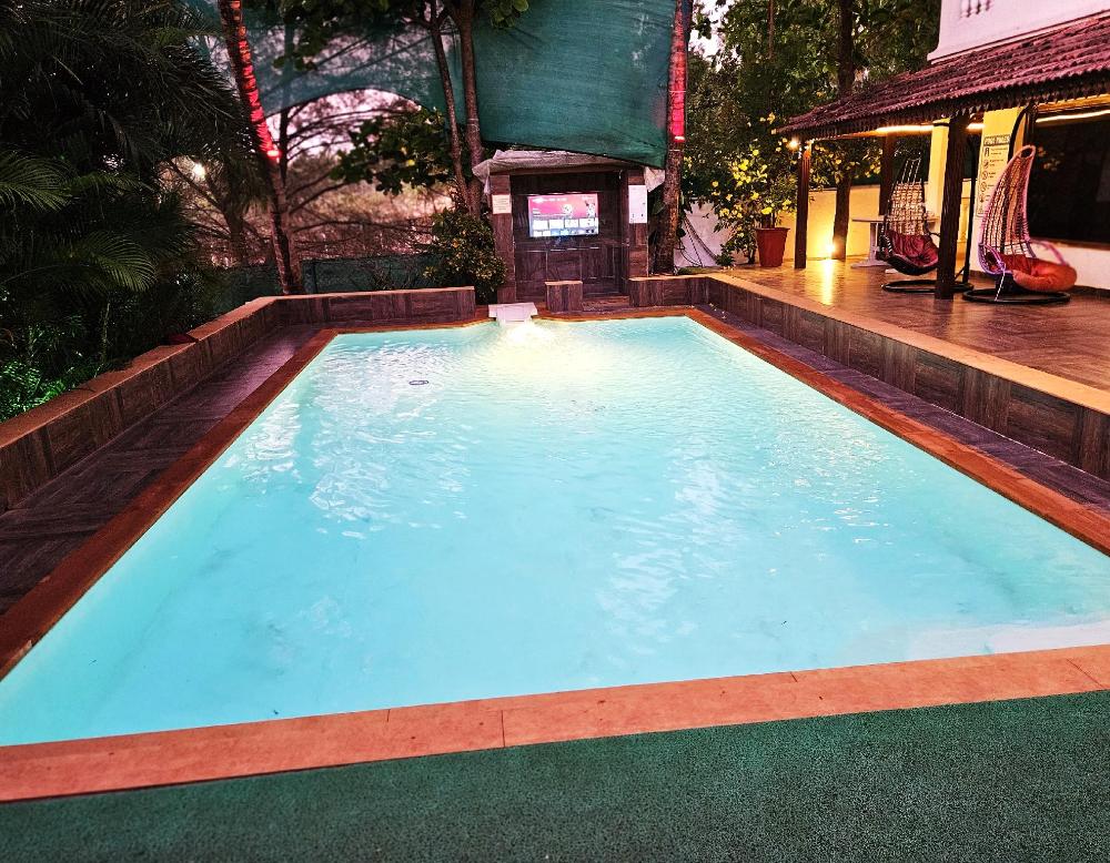 shining sand beach hotel