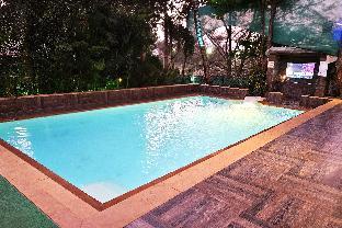 shining sand beach hotel