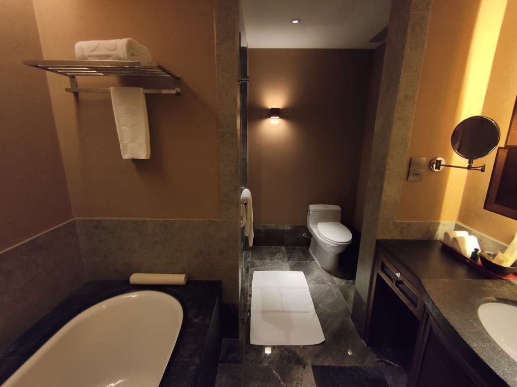 shangri la resort shangri la