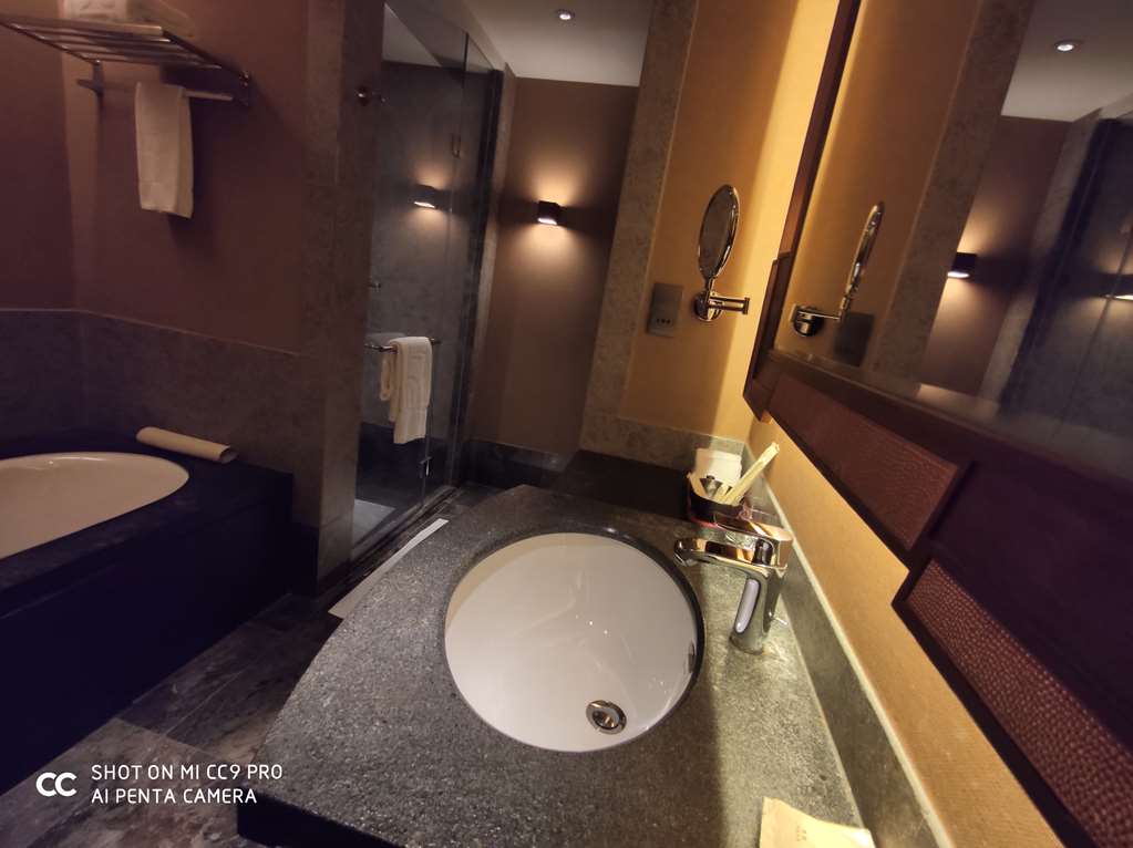 shangri la resort shangri la