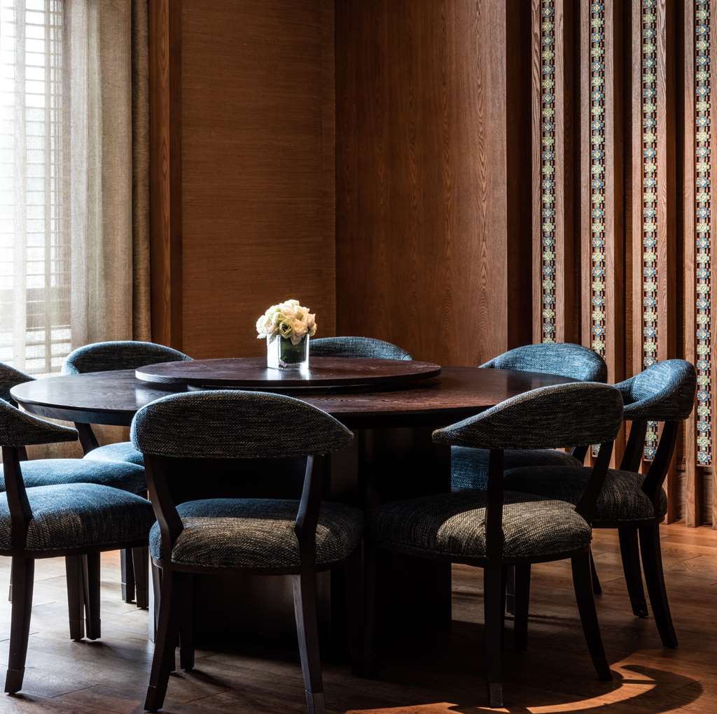 shangri la resort shangri la