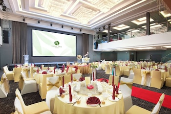 olive tree hotel