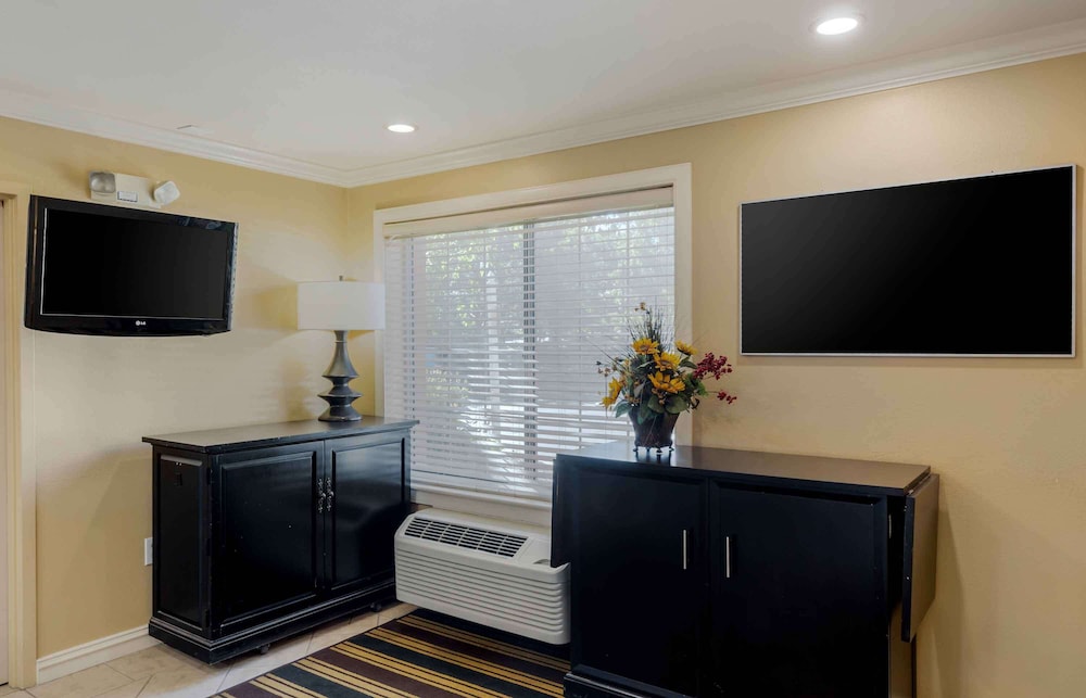 extended stay america suites boston waltham 52 4th ave