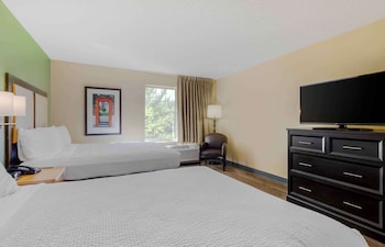extended stay america suites boston waltham 52 4th ave