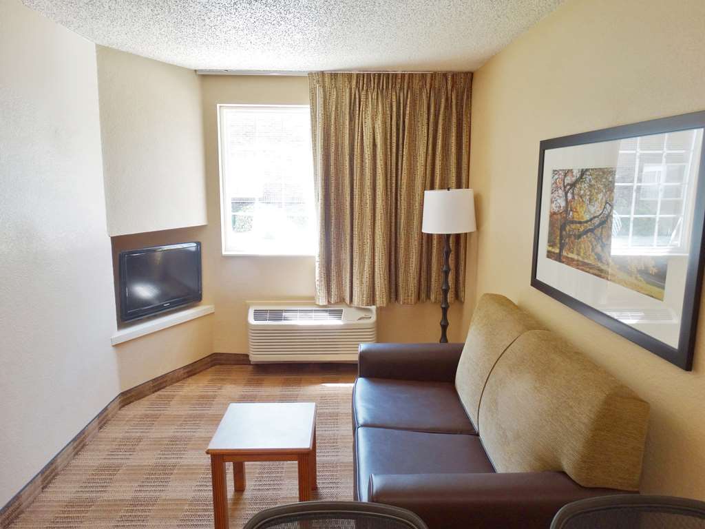 extended stay america select suites charleston airport