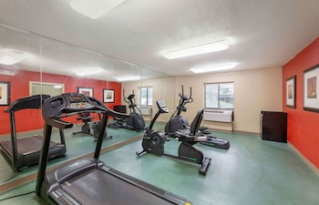 extended stay america suites cleveland westlake