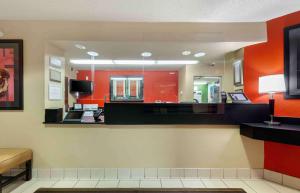 extended stay america suites rockford i90